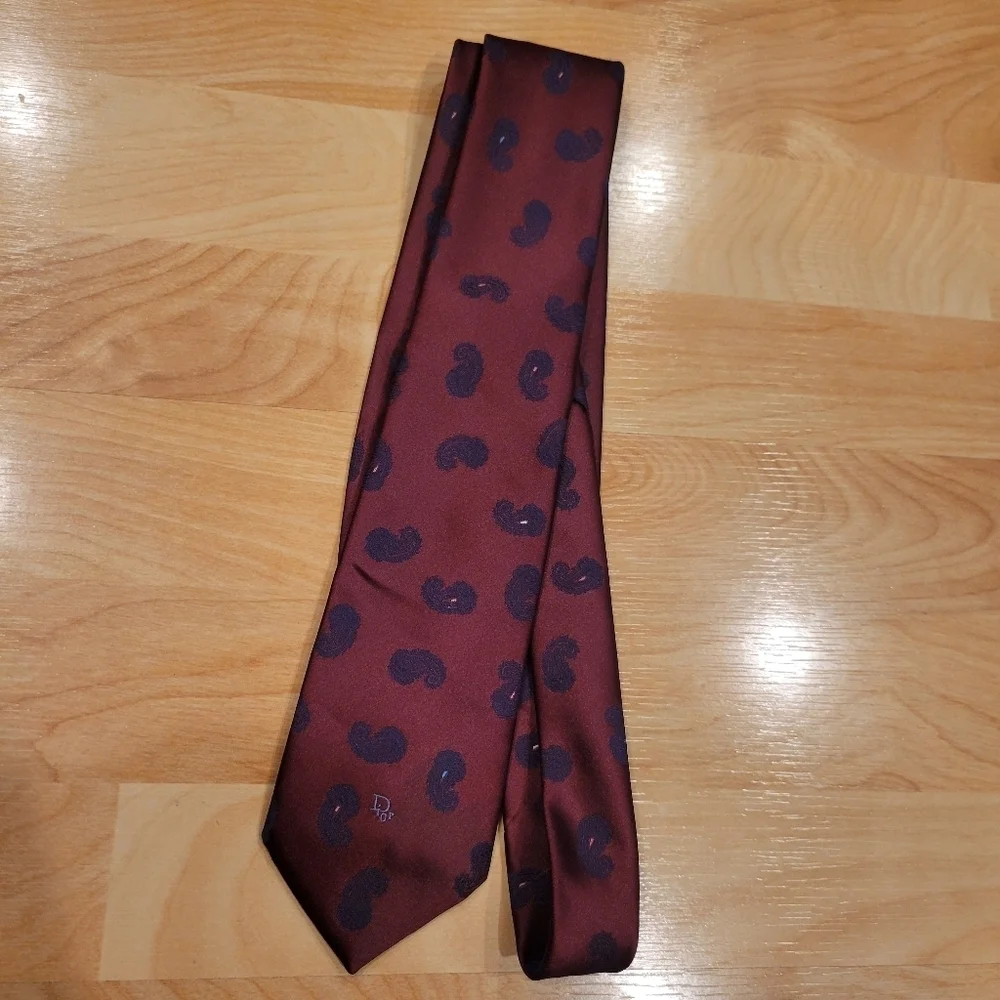 Christian Dior Vintage Burgundy and Navy Paisley Patterned Tie Silk Blend
